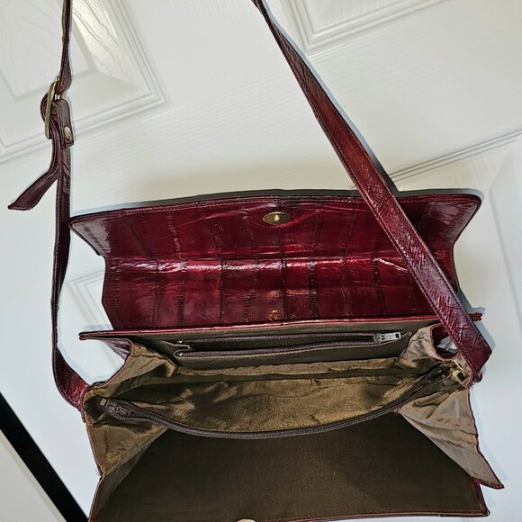 Burgundy eel skin purse - Picture 3 of 4